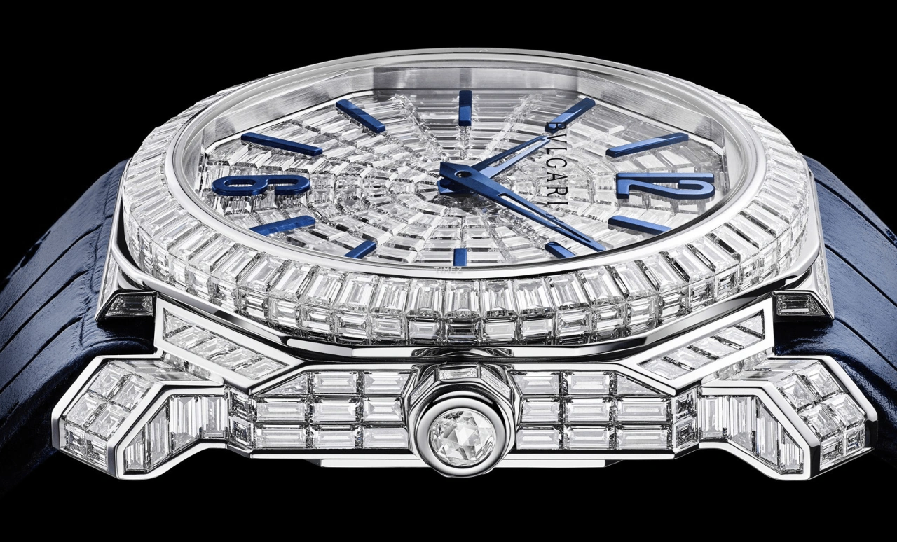 Bulgari,Octo 44mm,44mm,White Gold,White,Blue,Automatic,42hours,In-house Caliber,103213