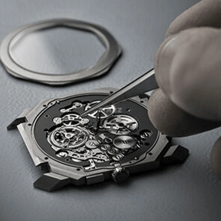 Bulgari,Octo 42mm,42mm,Titanium,Automatic,52hours,In-house Caliber,102937