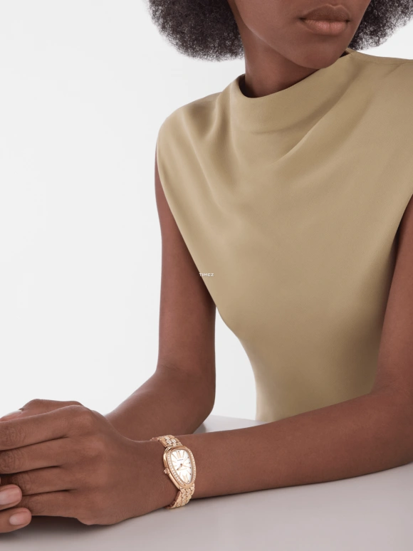Bulgari,Serpenti Seduttori 34mm,34mm,Rose Gold,White,Automatic,50hours,In-house Caliber,103902