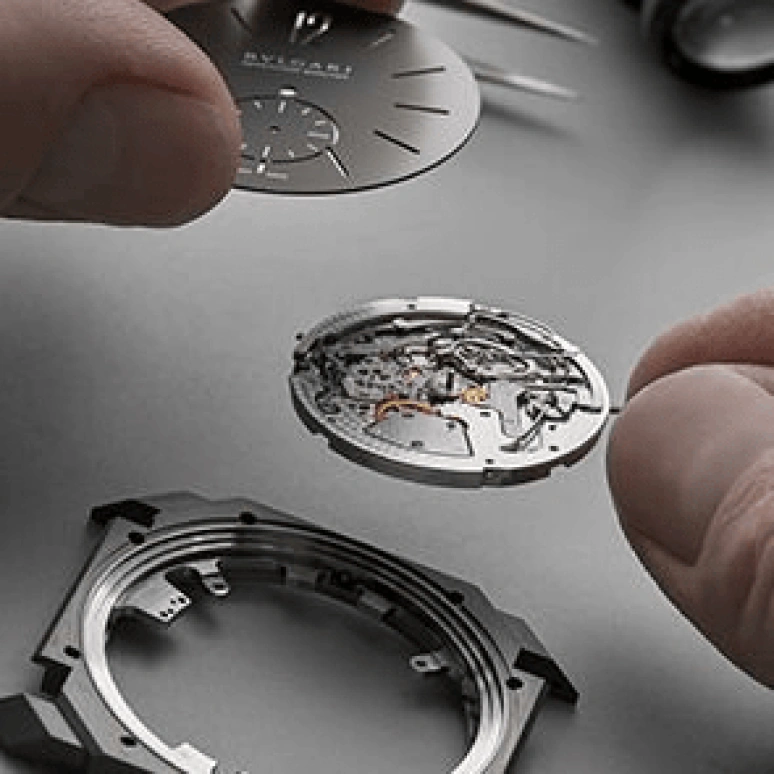 Bulgari,Octo 40mm,40mm,Titanium,Handwound,42hours,In-house Caliber,103015