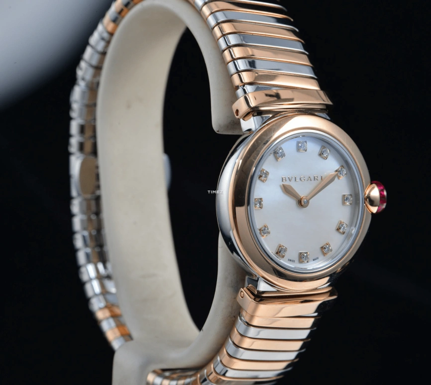 Bulgari,Lvcea 28mm,28mm,Stainless Steel,White,Quartz,In-house Caliber,Sapphire,Crystal Glass,102952