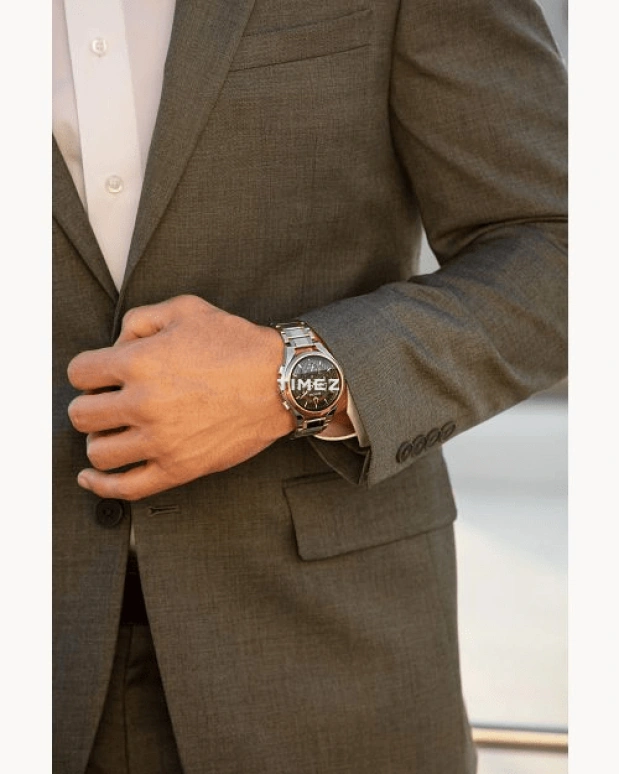 Bulova,Curv 44mm,44mm,Stainless Steel,Black,Quartz,Chronograph,Sapphire,Crystal Glass,98A301