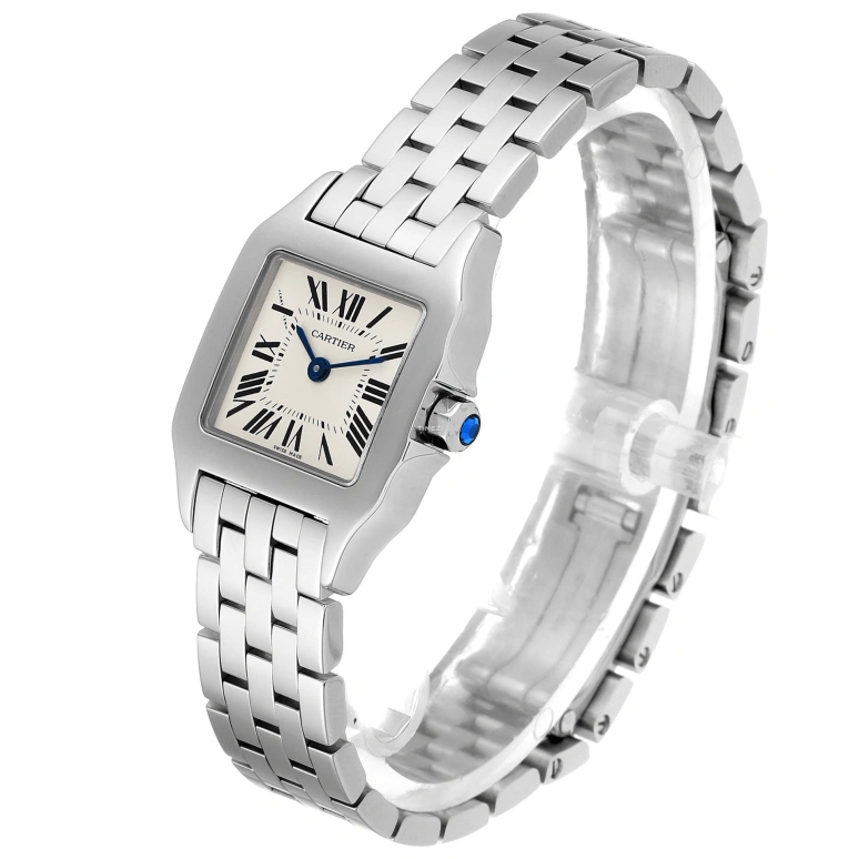 Cartier,Santos de Cartier 28.25x21.65mm,28.25x21.65mm,Stainless Steel,Silver,Quartz,In-house Caliber,Sapphire,Crystal Glass,W25064Z5