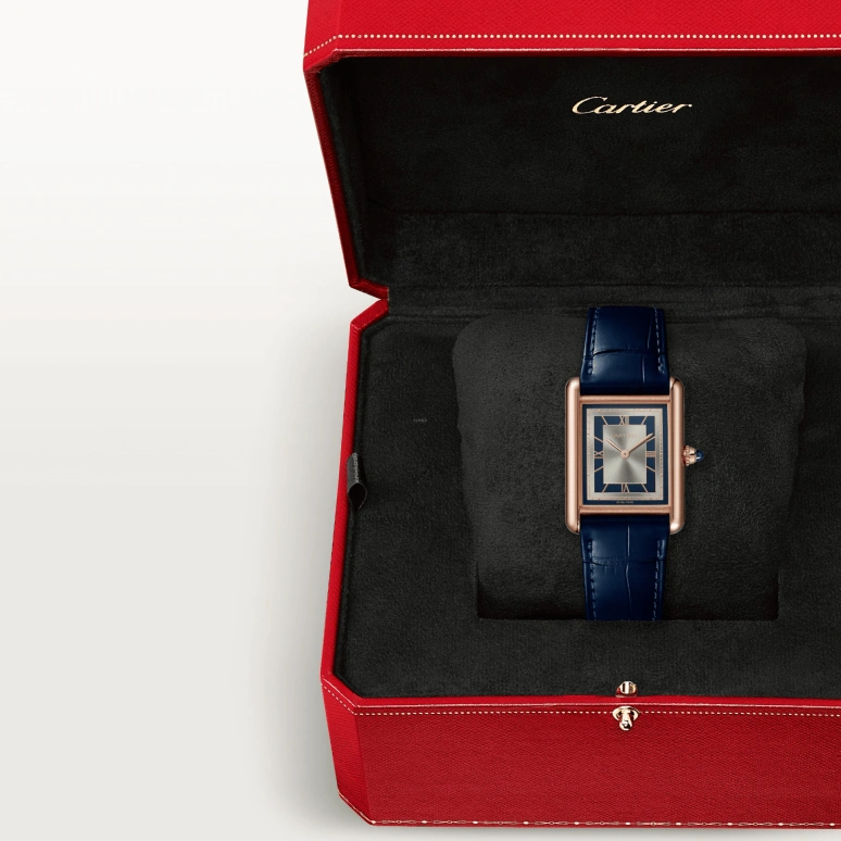 Cartier,Tank 33.70x25.50mm,33.70x25.50mm,Rose Gold,Blue,Handwound,38hours,In-house Caliber,WGTA0058