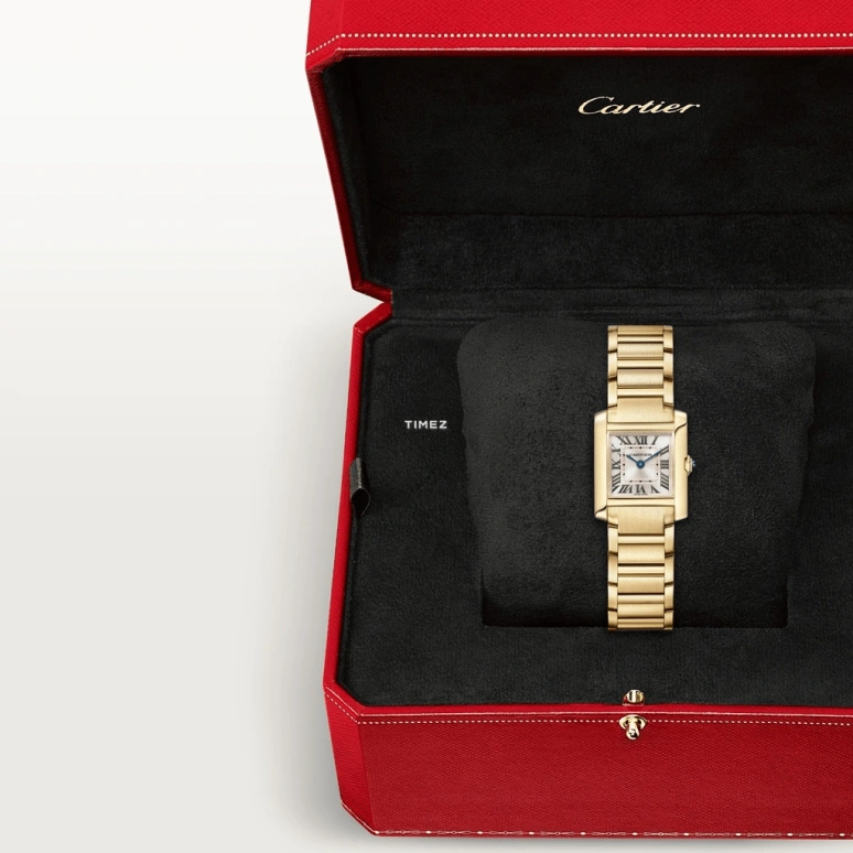 Cartier,Tank 25.70x21.20mm,25.70x21.20mm,Yellow Gold,Gold,Quartz,Sapphire,Crystal Glass,Square,WGTA0114