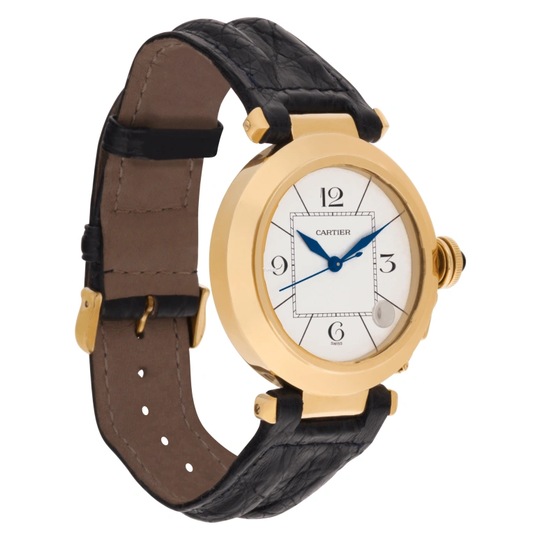 Cartier,Pasha de Cartier 38mm,38mm,Yellow Gold,Silver,Automatic,Day,Sapphire,Crystal Glass,W3004856