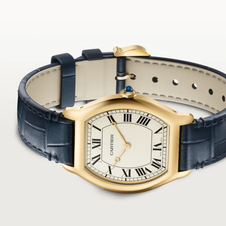 Cartier,Tortue 41.40x32.90mm,41.40x32.90mm,Yellow Gold,Silver White,Handwound,36hours,In-house Caliber,WGTO0006