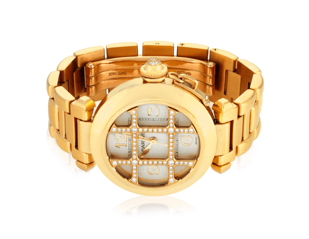 Cartier,Pasha de Cartier 32mm,32mm,Yellow Gold,Silver White,Automatic,Sapphire,Round,2399