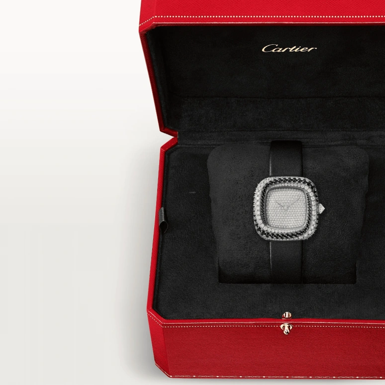 Cartier,Coussin de Cartier 30.40x31.10mm,30.40x31.10mm,White Gold,Silver,Quartz,Sapphire,Crystal Glass,Square,WJCS0007