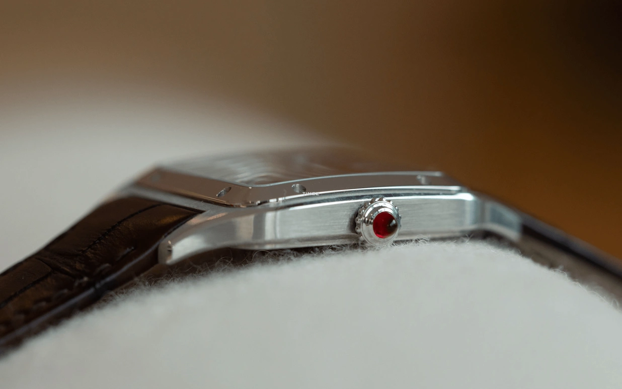 Cartier,Santos de Cartier 31.50x43.50mm,31.50x43.50mm,Platinum,Wine Red,Handwound,Sapphire,Crystal Glass,Square,WGSA0089