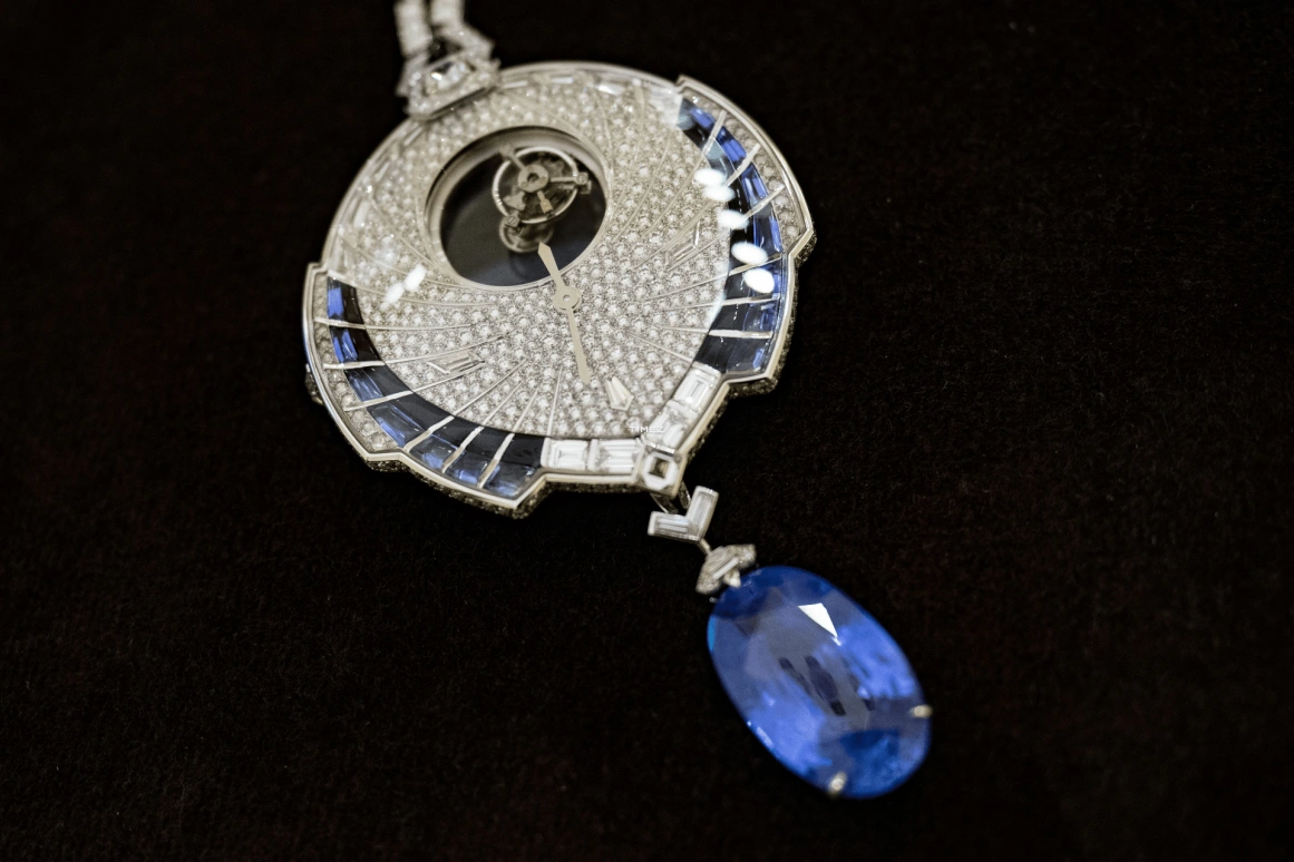 Cartier,High Jewelry Watches ,White Gold,Silver,Handwound,Tourbillon,In-house Caliber,Mysterieux Azure