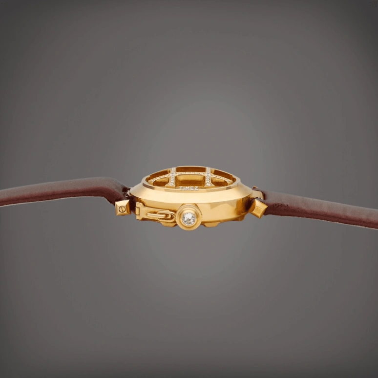 Cartier,Pasha de Cartier 32mm,32mm,Rose Gold,Pink Gold,Automatic,In-house Caliber,Sapphire,Crystal Glass,2620
