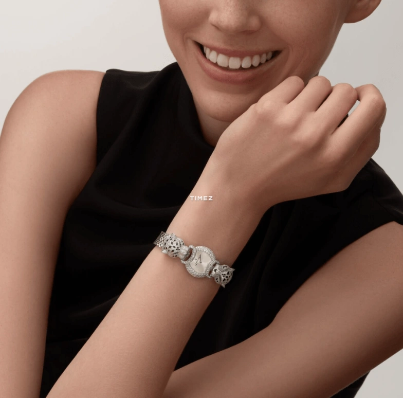 Cartier,Panthère de Cartier 22.20mm,22.20mm,White Gold,Silver,Quartz,Sapphire,Crystal Glass,Other,HPI01533