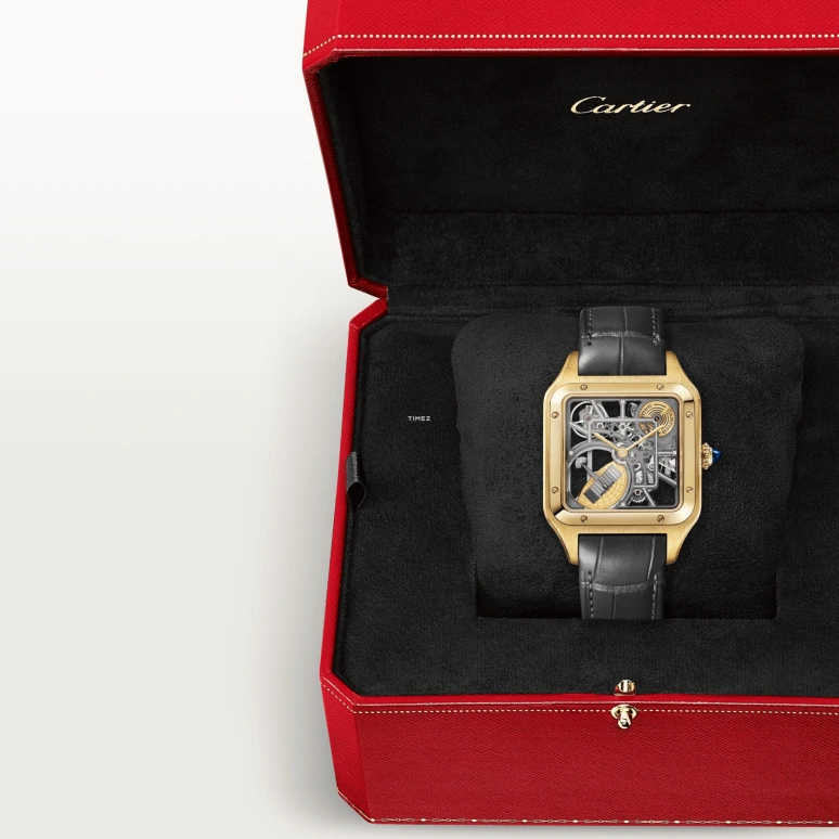 Cartier,Santos de Cartier 43.50x31.40mm,43.50x31.40mm,Yellow Gold,Silver,Grey,Automatic,44hours,In-house Caliber,WHSA0043