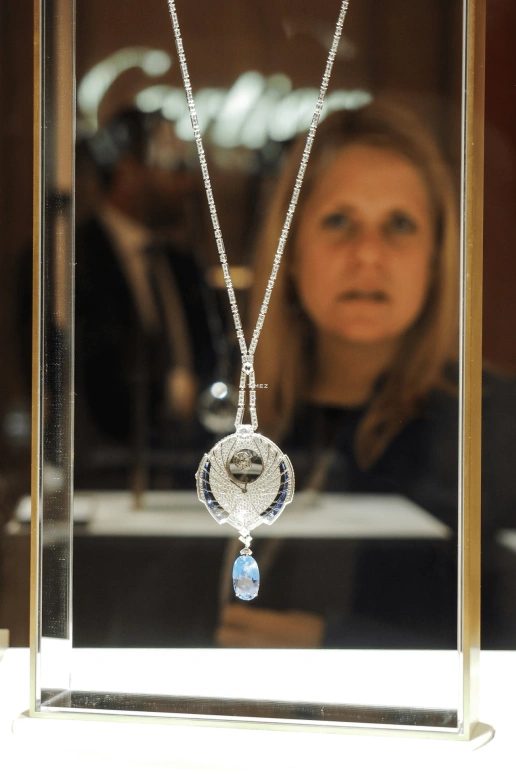 Cartier,High Jewelry Watches ,White Gold,Silver,Handwound,Tourbillon,In-house Caliber,Mysterieux Azure