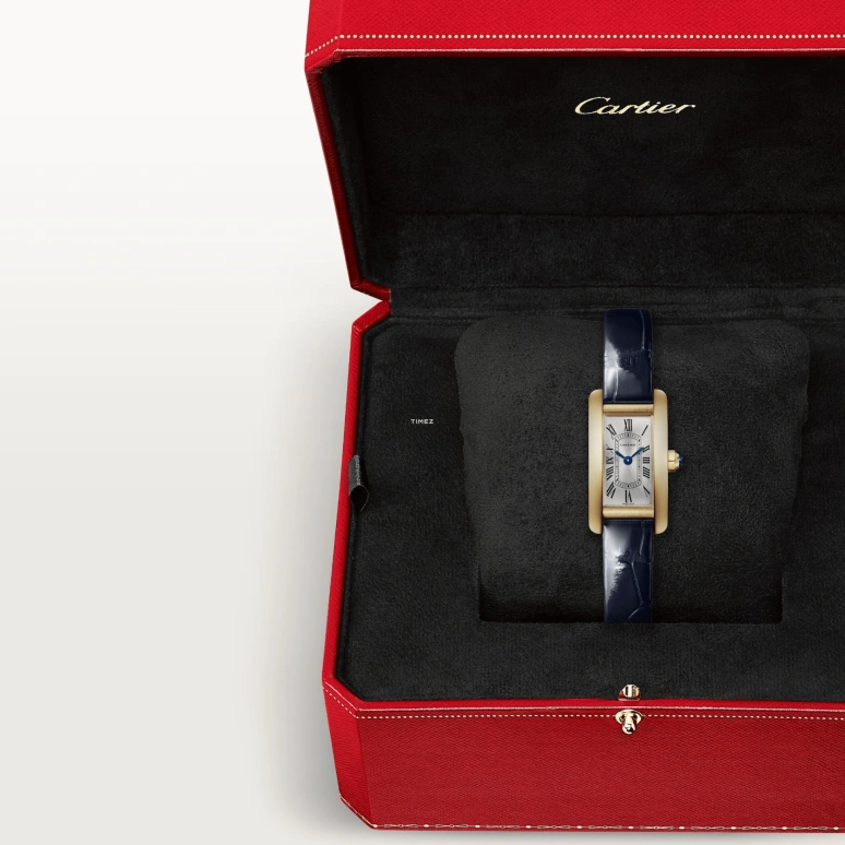 Cartier,Tank 28x15.20mm,28x15.20mm,Yellow Gold,Silver,Quartz,Sapphire,Crystal Glass,Square,WGTA0353