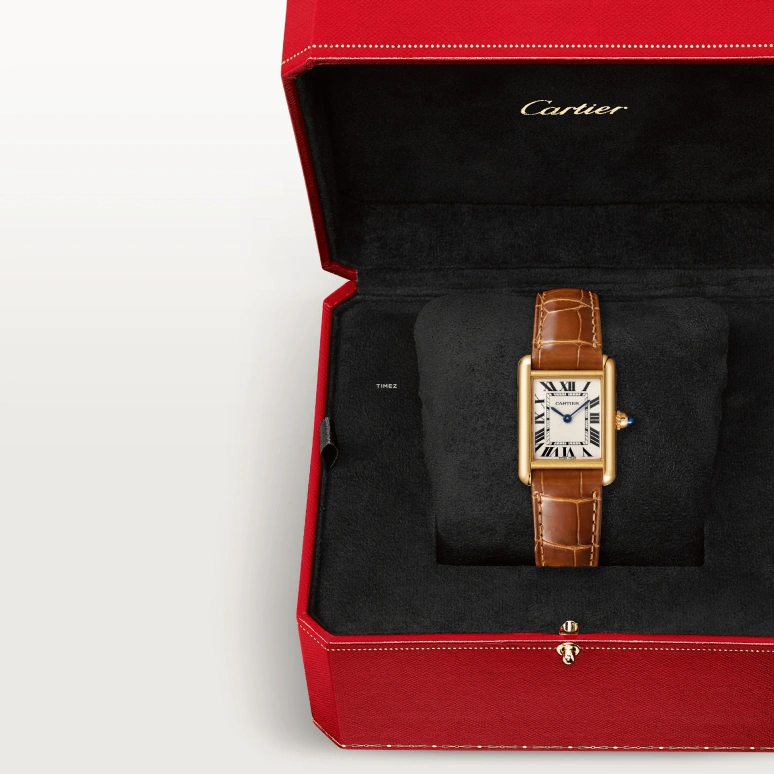 Cartier,Tank 29.50x22mm,29.50x22mm,Yellow Gold,White,Quartz,Sapphire,Crystal Glass,Rectangular,WGTA0342