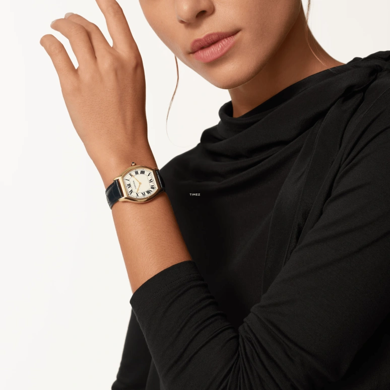 Cartier,Tortue 41.40x32.90mm,41.40x32.90mm,Yellow Gold,Silver White,Handwound,36hours,In-house Caliber,WGTO0006