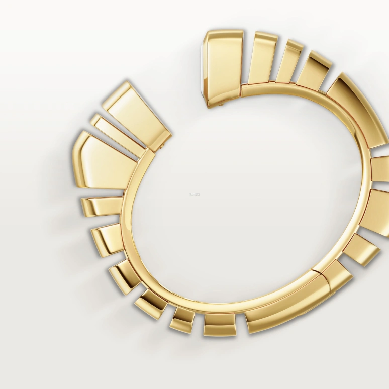 Cartier,Reflection de Cartier 18.40x17.50mm,18.40x17.50mm,Yellow Gold,Silver White,Quartz,Sapphire,Crystal Glass,Square,WGMC0004