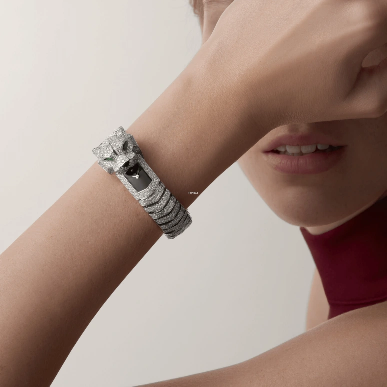 Cartier,Panthère de Cartier 38.20mm,38.20mm,White Gold,Black,Quartz,Sapphire,Crystal Glass,Other,HPI01540