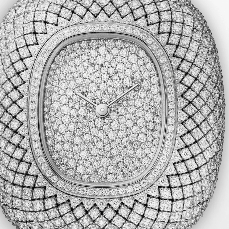 Cartier,Coussin de Cartier 39.30x32mm,39.30x32mm,White Gold,Silver,Quartz,Sapphire,Crystal Glass,Other,WJCS0011