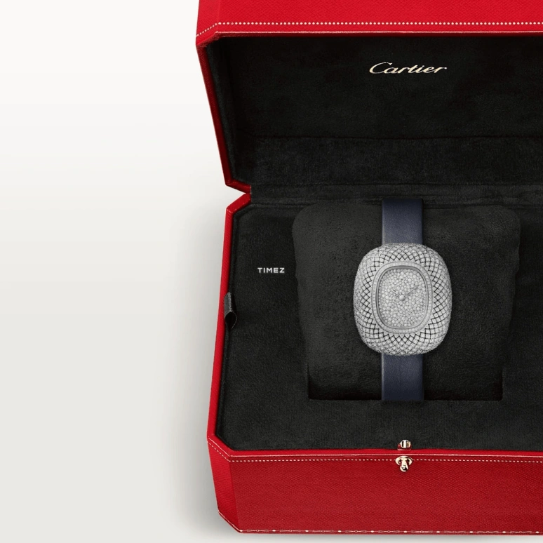 Cartier,Coussin de Cartier 39.30x32mm,39.30x32mm,White Gold,Silver,Quartz,Sapphire,Crystal Glass,Other,WJCS0011