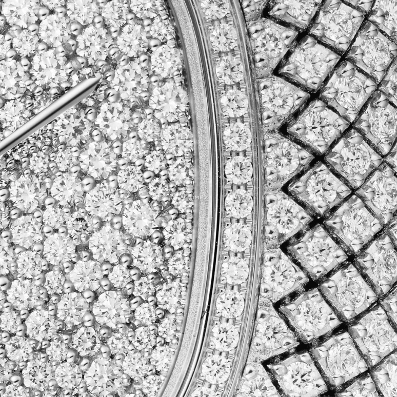 Cartier,Coussin de Cartier 39.30x32mm,39.30x32mm,White Gold,Silver,Quartz,Sapphire,Crystal Glass,Other,WJCS0011