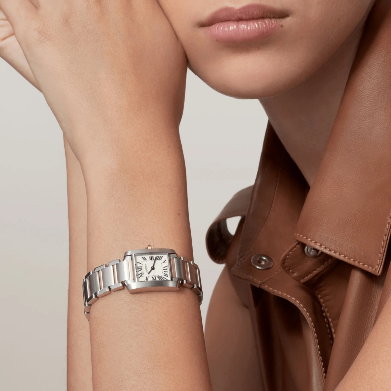 Cartier,Tank 25x20mm,25x20mm,Stainless Steel,Yellow Gold,Silver,Quartz,In-house Caliber,Sapphire,Crystal Glass,W51007Q4