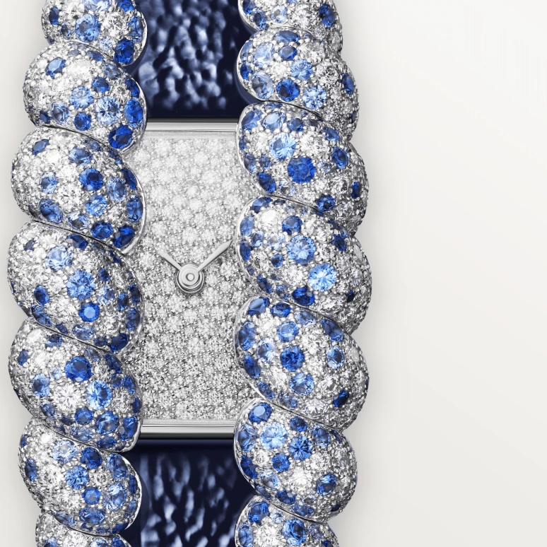 Cartier,Tressage 56.20x25.70mm,56.20x25.70mm,White Gold,Silver,Quartz,Sapphire,Crystal Glass,Square,HPI01691