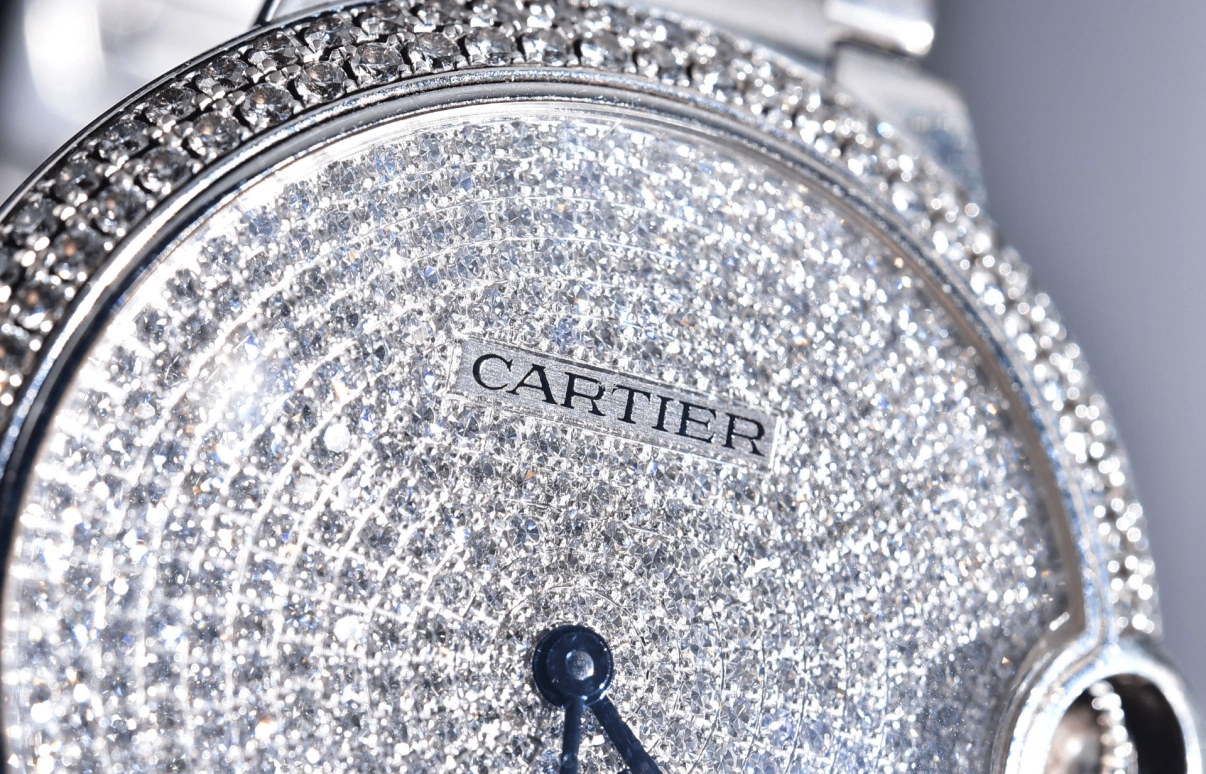 Cartier,Ballon Bleu de Cartier 36mm,36mm,White Gold,Silver,Automatic,Sapphire,Crystal Glass,Round,WE902045