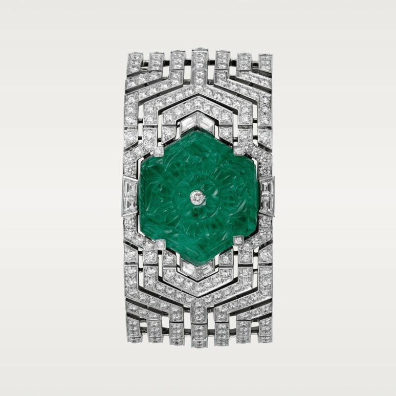 Cartier,High Jewelry Watches ,White Gold,Silver,Quartz,Sapphire,Crystal Glass,Other,HPI00571