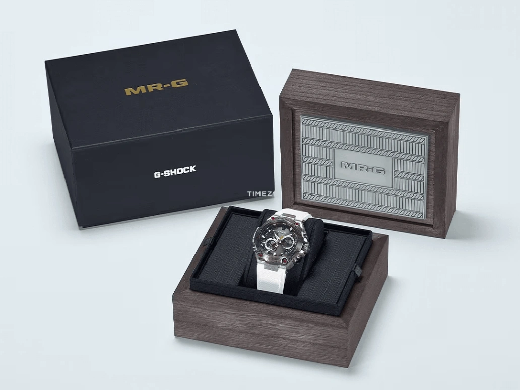 Casio,MR-G 49.80mm,49.80mm,Titanium,Black,Quartz,Countdown,Chronograph,Day,Dule Time,Sapphire,Round,MRGB2000SG1A