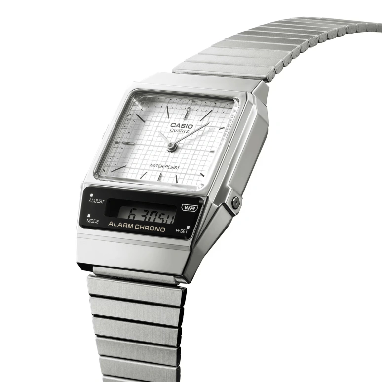 Casio,VINTAGE 40.70x32.10mm,40.70x32.10mm,Resin,Black,White,Quartz,Chronograph,Month,Date,Day,Plexi,Rectangular,AQ800E,AQ800E-7A