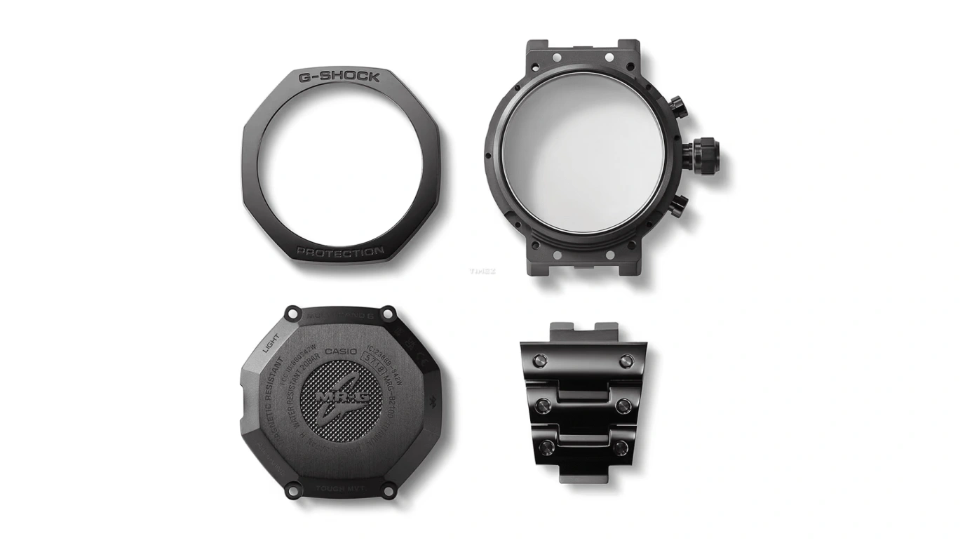 Casio,MR-G 49.50x44.40mm,49.50x44.40mm,Titanium,Cobalt Alloy,Black,Quartz,Date,Day,Retrograde,Anti-magnetic,Sapphire,Crystal Glass,Octagon,MRGB2100B,MRGB2100B-1A