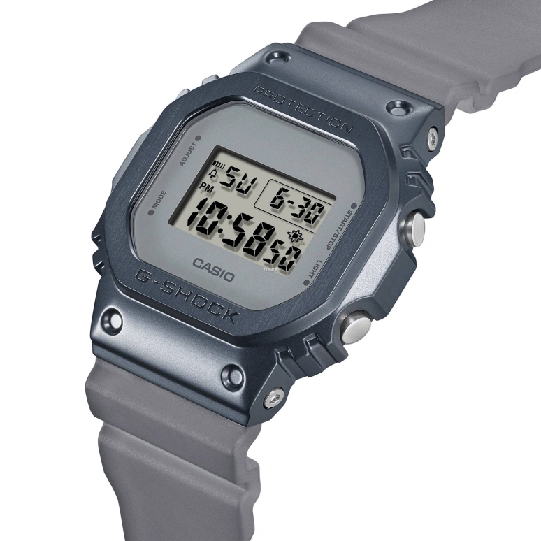 Casio,G-SHOCK 49.60x43.20mm,49.60x43.20mm,Resin,Stainless Steel,Grey,Quartz,Countdown,Chronograph,Month,Date,Hardlex,Square,GM5600MF,GM5600MF-2