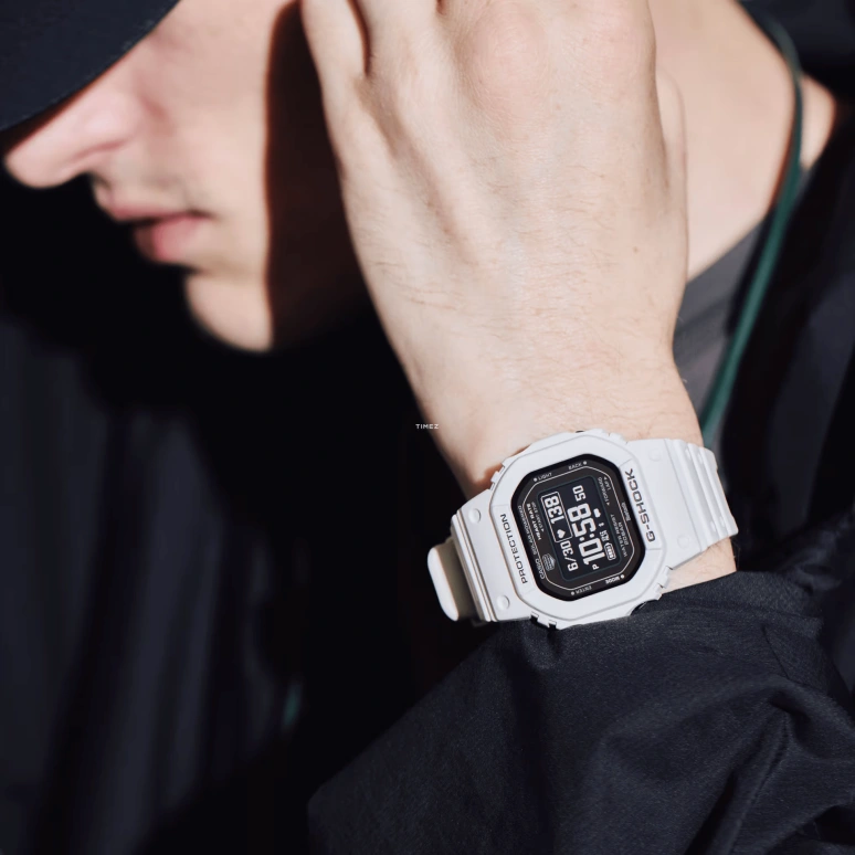 Casio,G-SHOCK 51.10x44.50mm,51.10x44.50mm,Bio-sourced,Black,Quartz,Chronograph,Moonphase,Month,Date,Hardlex,Square,DW,DW-H5600-7