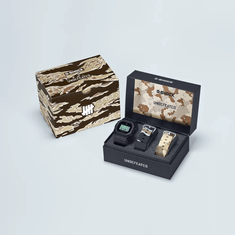 Casio,5600 48.90x43.80mm,48.90x43.80mm,Bio-sourced,Resin,Carbon,Black,Green,Quartz,Countdown,Chronograph,Month,Date,Hardlex,Square,DWE5600UD,DWE5600UD-1