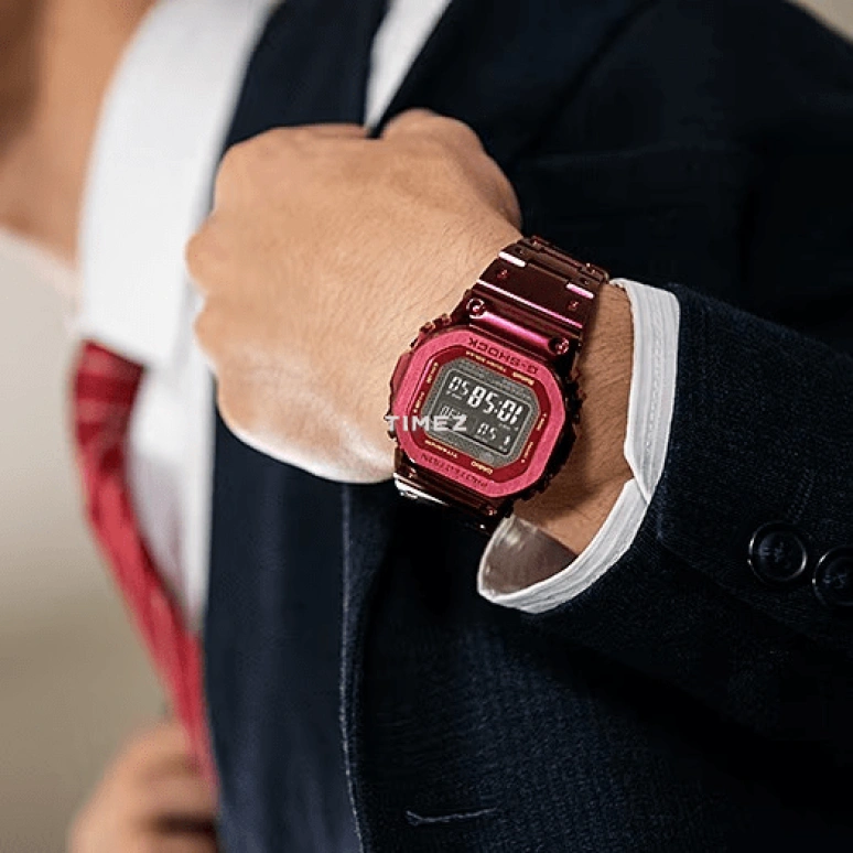 Casio,G-SHOCK 49.30x43.20mm,49.30x43.20mm,Stainless Steel,Red,Quartz,Countdown,Chronograph,Month,Date,Hardlex,Square,GMWB5000RD,GMWB5000RD-4