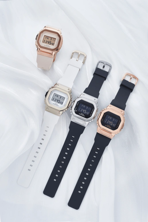 Casio,G-SHOCK 43.80x38.40mm,43.80x38.40mm,Resin,Stainless Steel,Cream,Quartz,Countdown,Chronograph,Perpetual Calendar,Month,Glass,Square,GM,GM-S5600PG-4