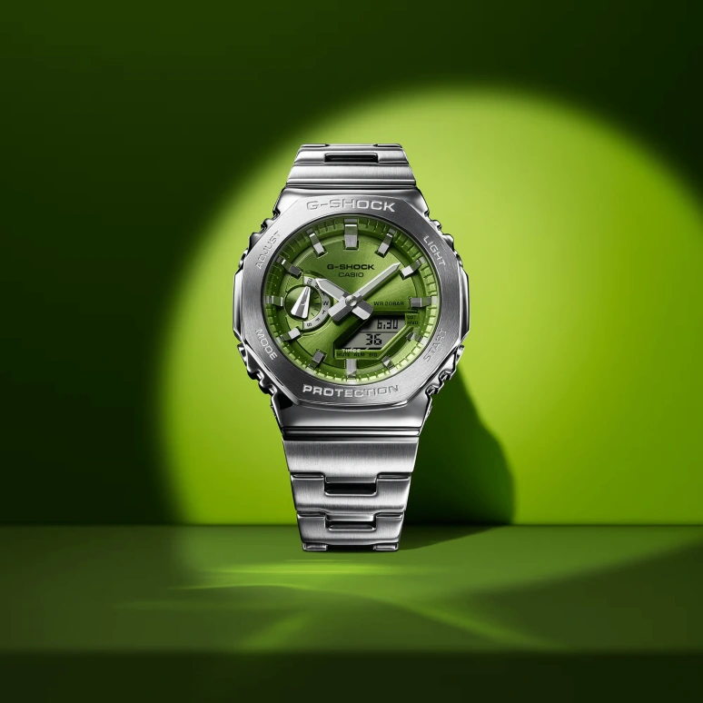 Casio,G-SHOCK 44.40mm,44.40mm,Stainless Steel,Olive Green,Quartz,Countdown,Chronograph,Month,Date,Octagon,Silver,GM2110D,GM2110D-3A