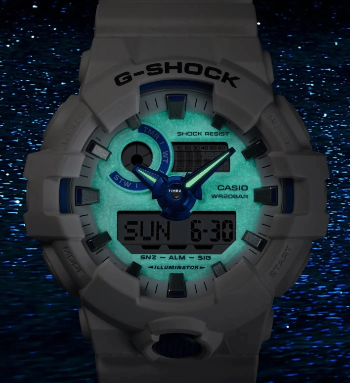 Casio,G-SHOCK 57.50x53.40mm,57.50x53.40mm,Resin,White,Quartz,Countdown,Chronograph,Month,Date,Hardlex,Round,GA700HDS,GA700HDS-7A