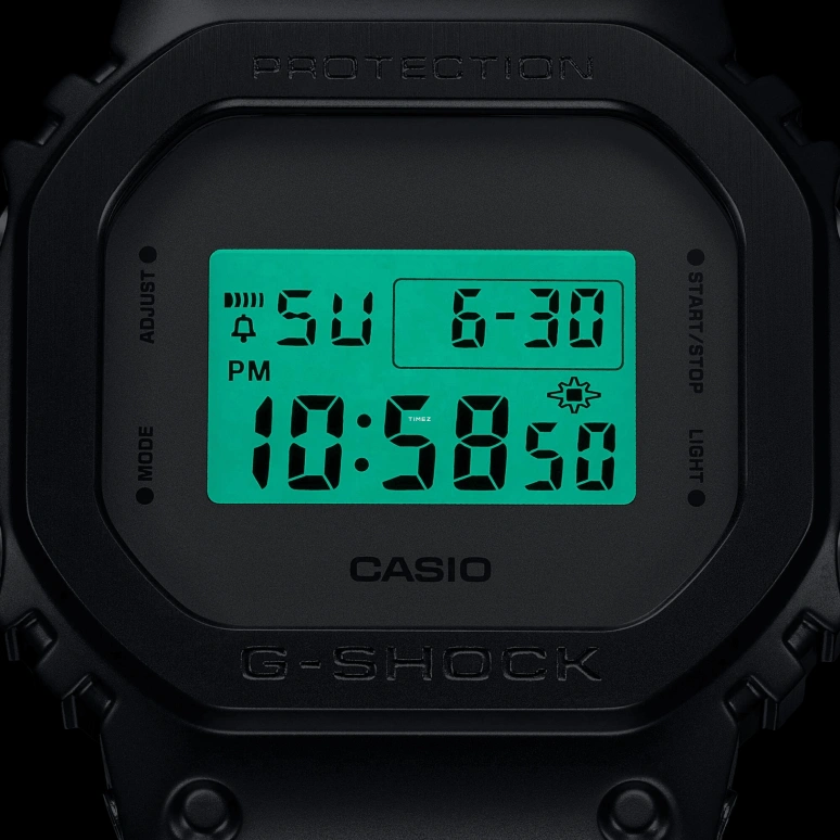 Casio,G-SHOCK 49.60x43.20mm,49.60x43.20mm,Resin,Stainless Steel,Grey,Quartz,Countdown,Chronograph,Month,Date,Hardlex,Square,GM5600MF,GM5600MF-2