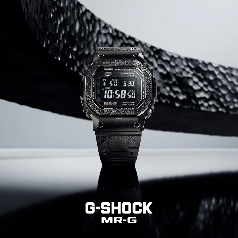 Casio,MR-G 49.40x43.20mm,49.40x43.20mm,Titanium,Black,Quartz,Countdown,Chronograph,Month,Date,Sapphire,Crystal Glass,Square,MRGB5000HT,MRGB5000HT-1