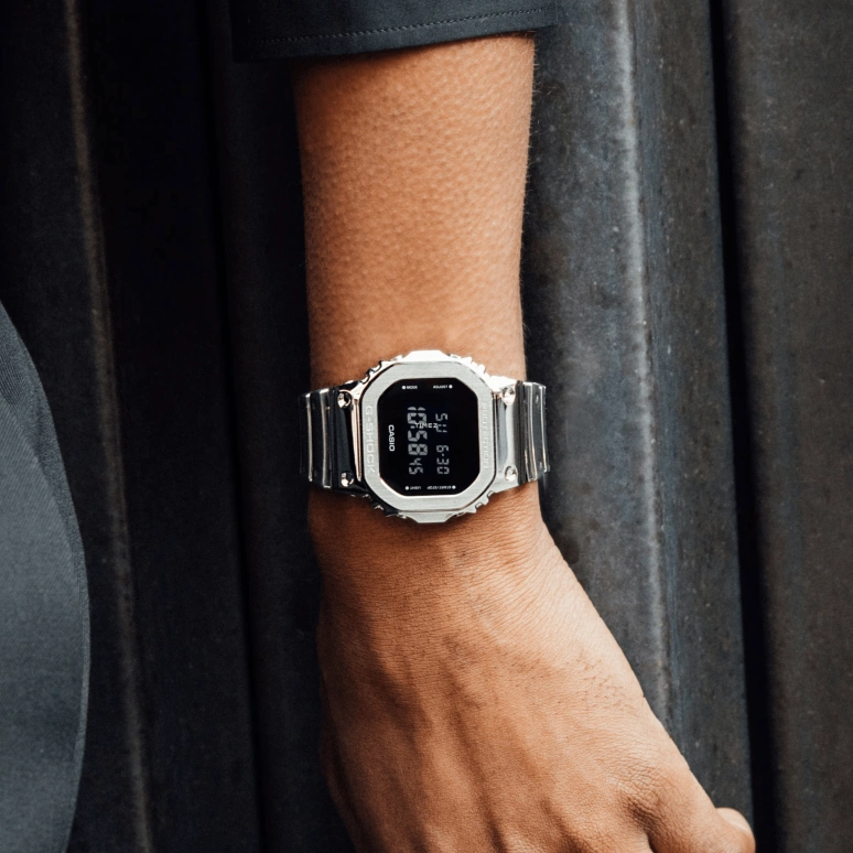 Casio,G-SHOCK 49.60x43.20mm,49.60x43.20mm,Resin,Black,Quartz,Countdown,Chronograph,Month,Date,Hardlex,Square,GM5600YM,GM5600YM-8