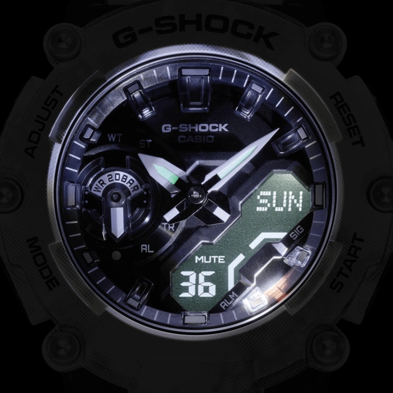 Casio,G-SHOCK 47.10mm,47.10mm,Resin,White,Quartz,Countdown,Chronograph,Month,Date,Hardlex,Round,GA2200GC,GA2200GC-7A
