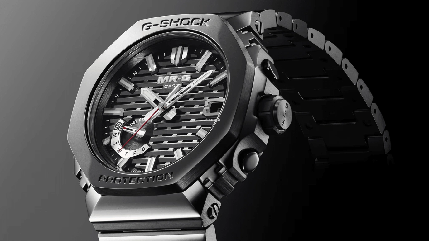 Casio,MR-G 49.50x44.40mm,49.50x44.40mm,Titanium,Cobalt Alloy,Black,Quartz,Date,Day,Retrograde,Anti-magnetic,Sapphire,Crystal Glass,Octagon,MRGB2100B,MRGB2100B-1A