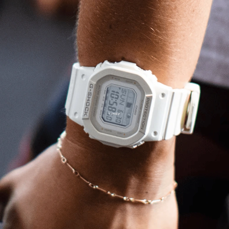 Casio,G-LIDE 45.70x40.50mm,45.70x40.50mm,Bio-sourced,Resin,White,Quartz,Countdown,Chronograph,Month,Date,Hardlex,Square,GLXS5600,GLXS5600-7B