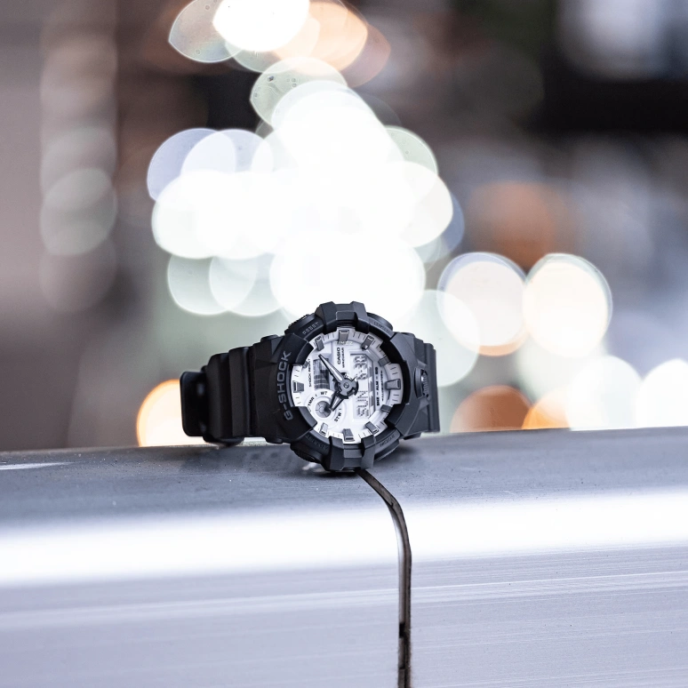 Casio,G-SHOCK 53.40mm,53.40mm,Resin,White,Quartz,Countdown,Chronograph,Month,Date,Hardlex,Round,GA700WD,GA700WD-1A