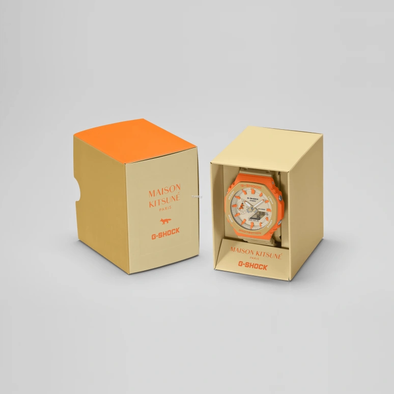 Casio,G-SHOCK 48.50x45.40mm,48.50x45.40mm,Resin,Carbon,Cream,Quartz,Countdown,Chronograph,Month,Date,Hardlex,Octagon,GA2110MK,GA2110MK-5A