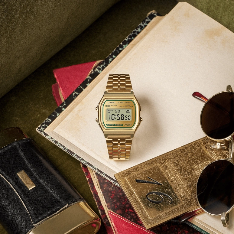 Casio,VINTAGE 36.80x33.20mm,36.80x33.20mm,Resin,Gold,Quartz,Chronograph,Date,Day,Hour Strike,Plexi,Cushion,A158WEGV,A158WEGV-9A